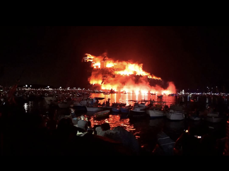 Saint Anne Festival – A magical night on the sea at Ischia Ponte